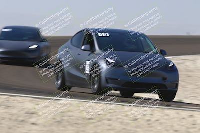 media/Nov-08-2025-Speed Ventures (Sat) [[1c7a6332f5]]/TC B/Session 2 (Turn 2)/